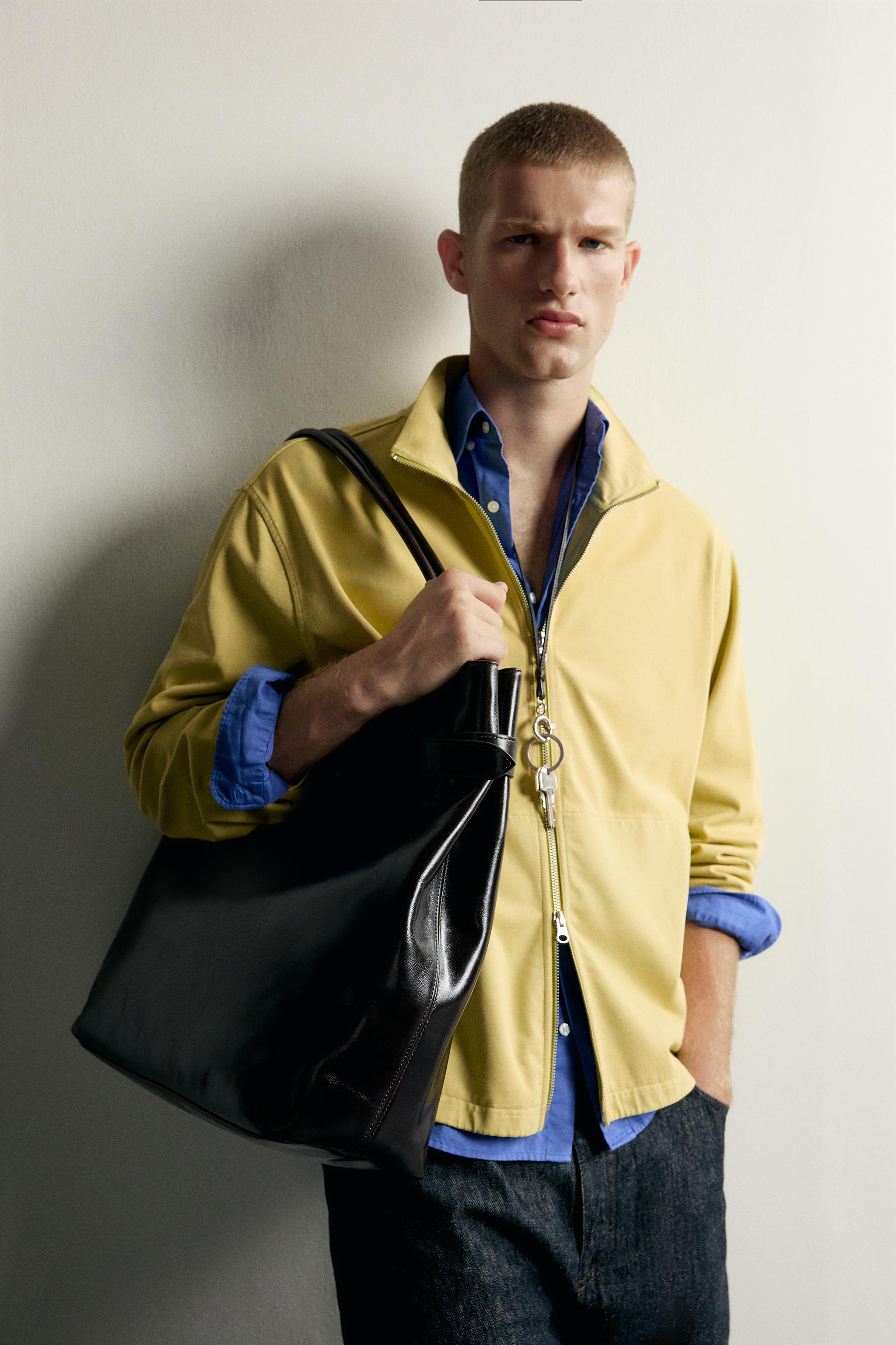 RELAXED FIT ZIP-UP SWEATSHIRT
