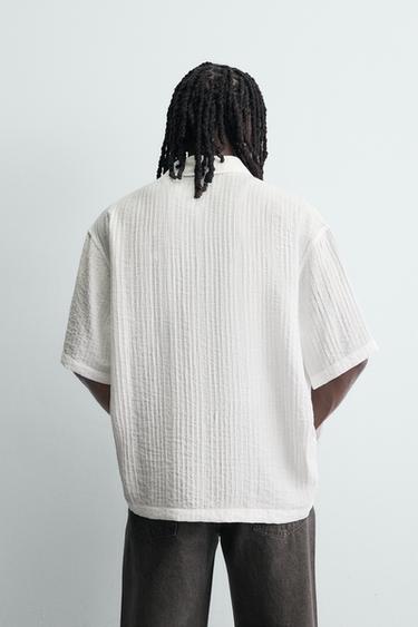 CHEMISE FLUIDE STRUCTURÉE EN RELIEF - Blanc cassé de Zara - Image 2