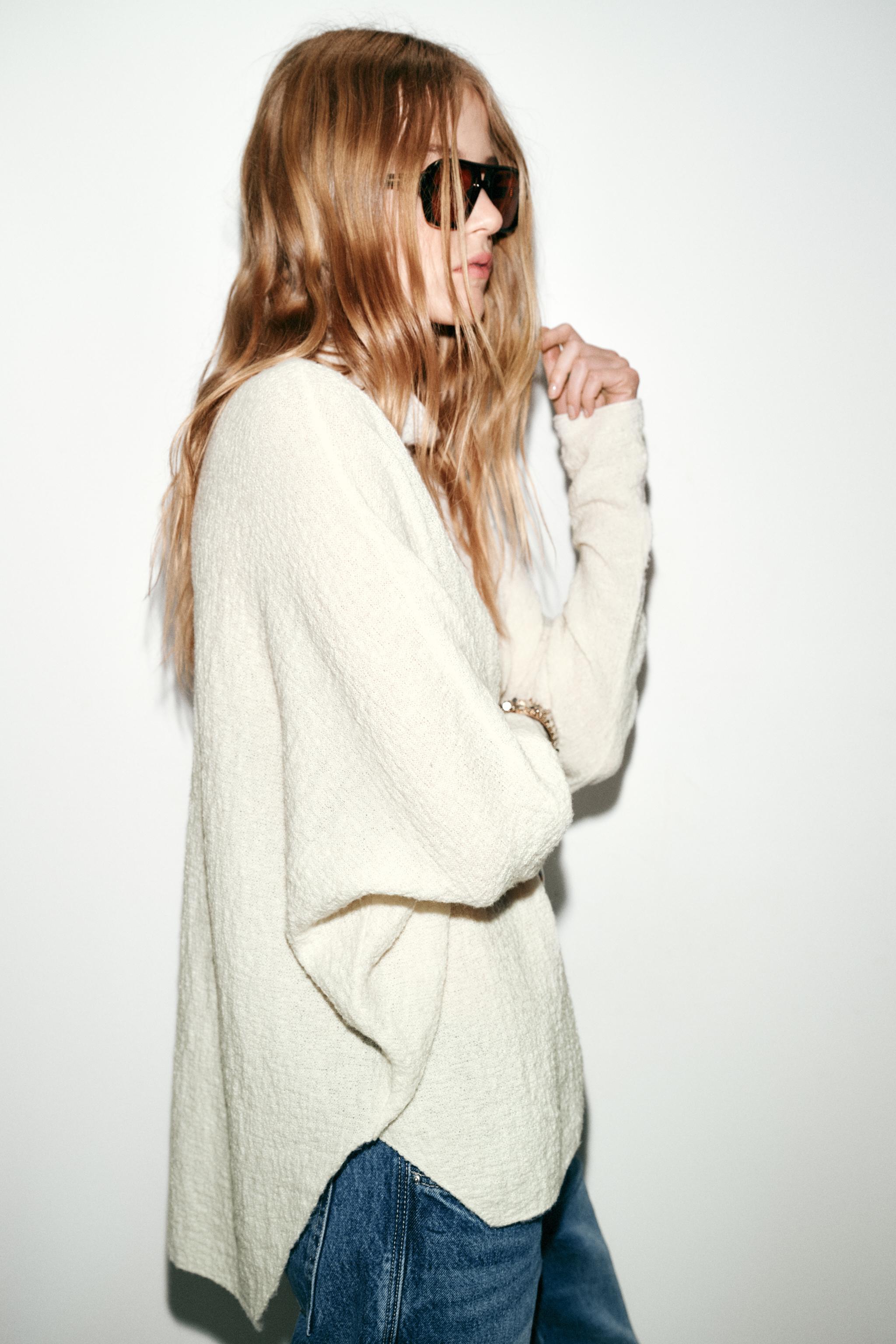 PULL CAPE EN MAILLE