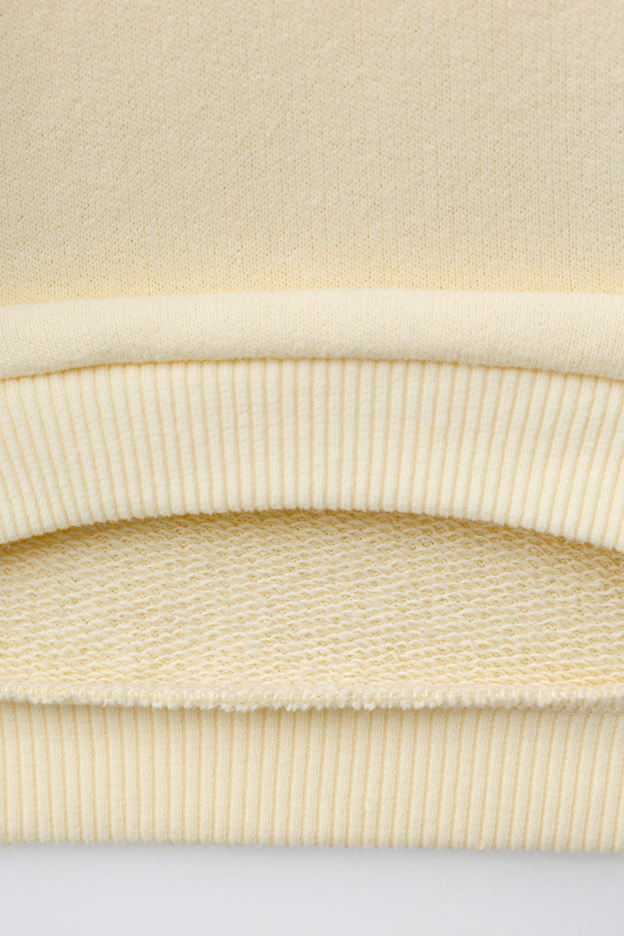 EMBROIDERED BUNNY SWEATSHIRT