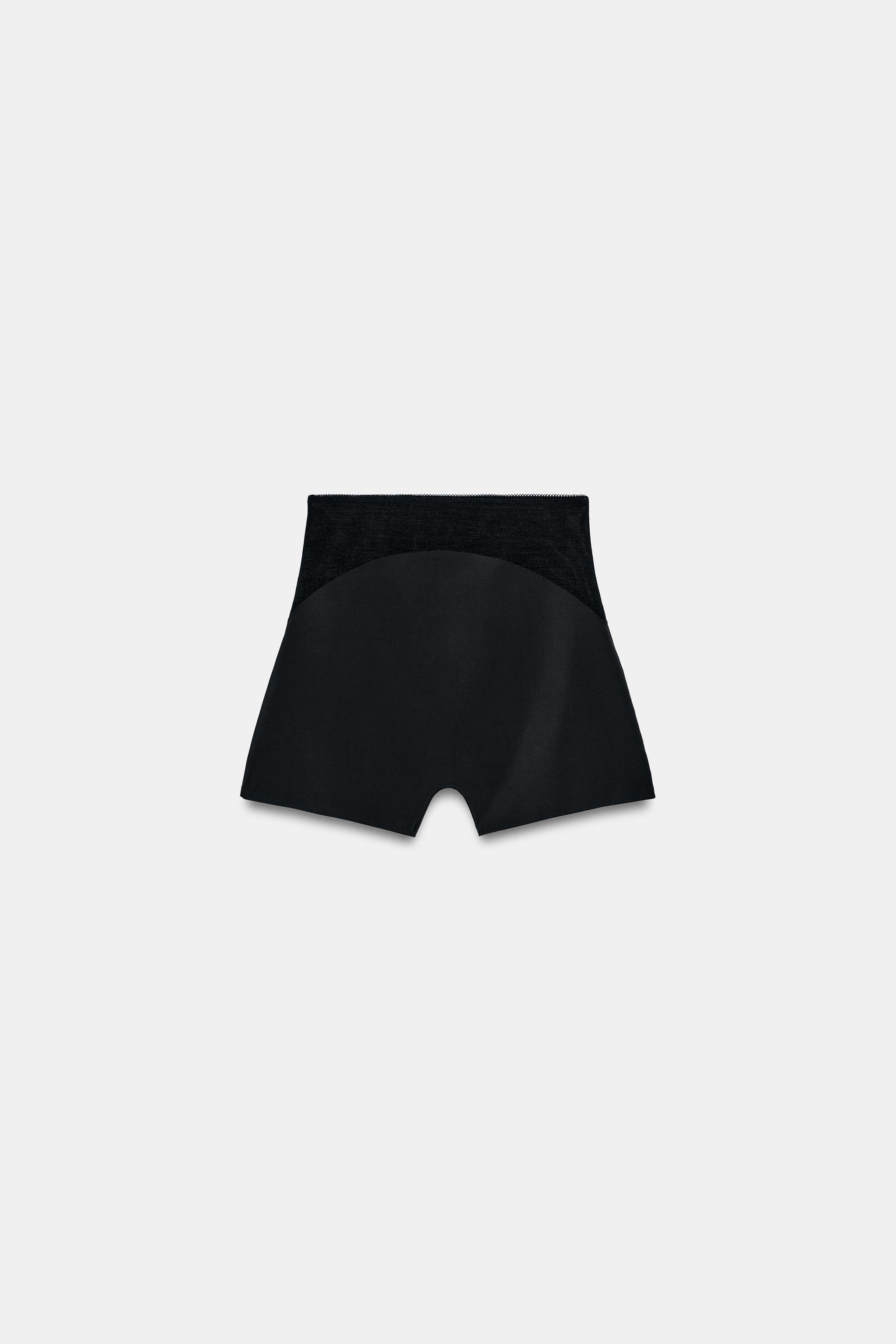 SHORT COMBINÉ AVEC POLYAMIDE