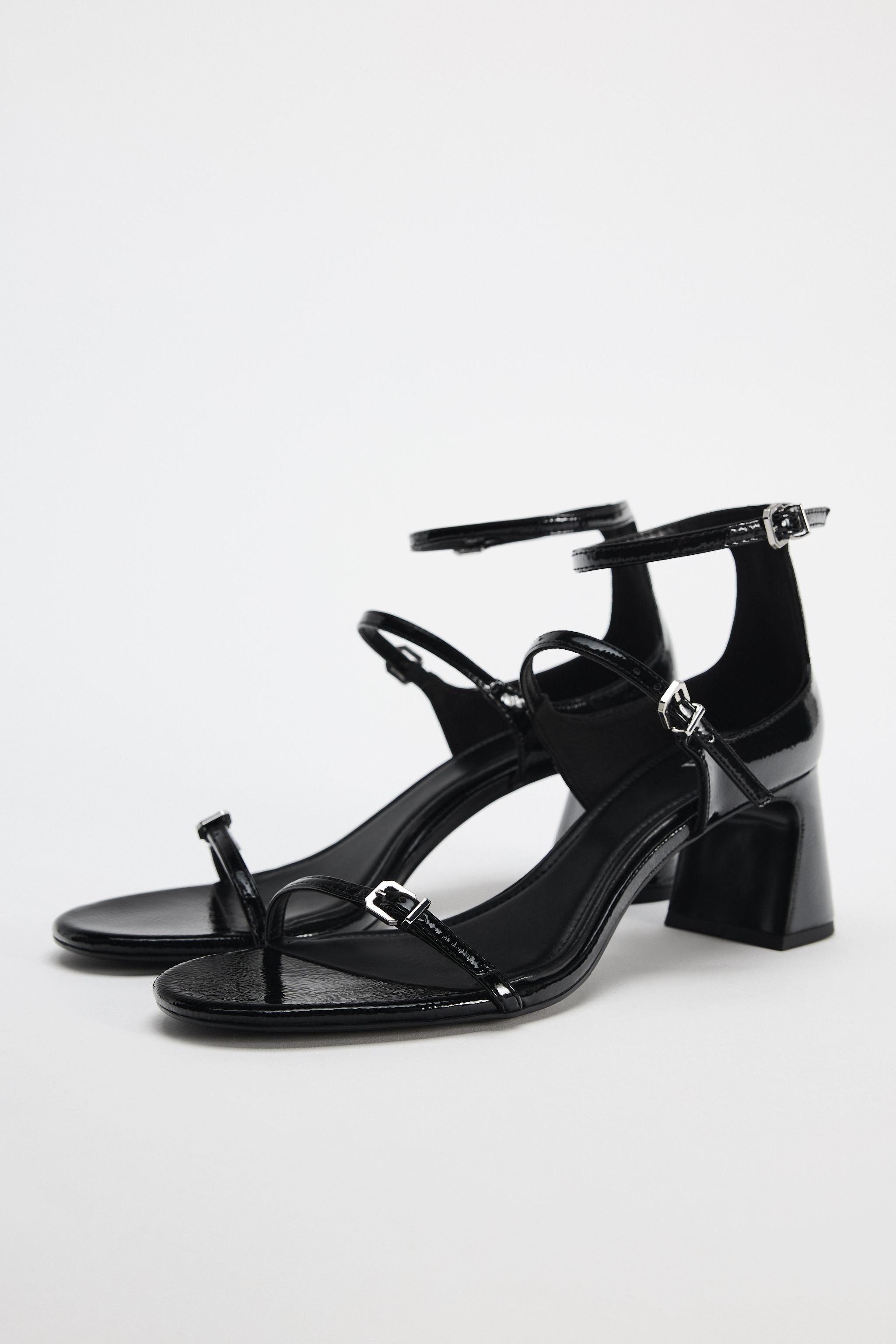 FAUX PATENT LEATHER WIDE HEEL SANDALS