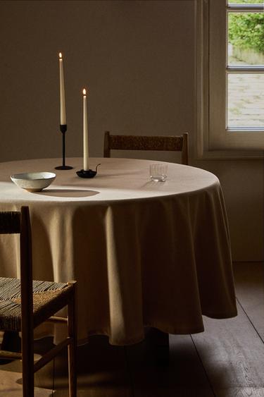 TISCHDECKE WELLENMUSTER - Hellbeige von Zara