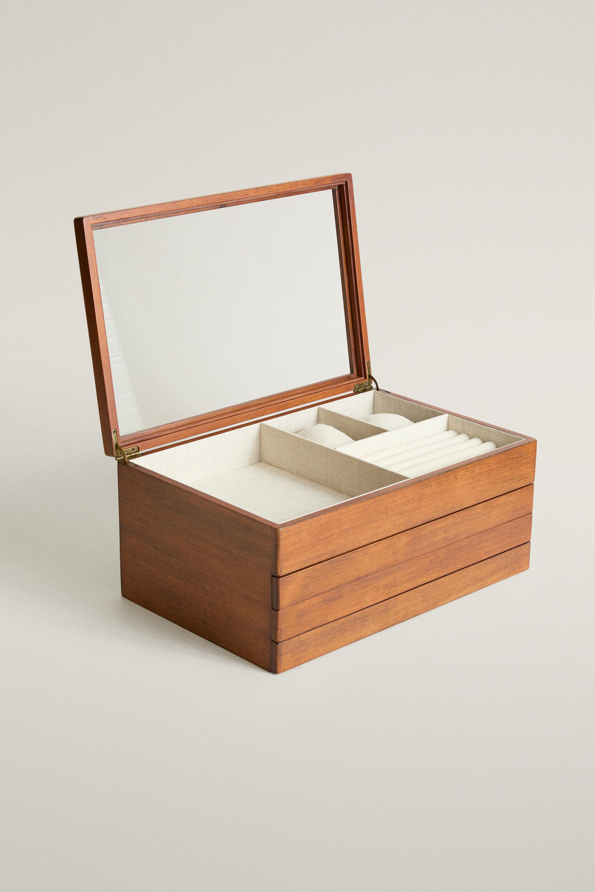 LARGE WOODEN JEWELRY BOX