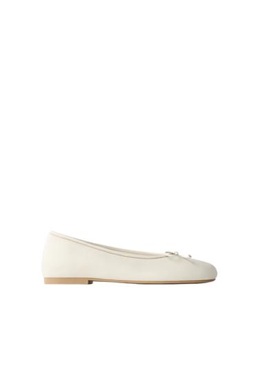 LEATHER BALLET FLATS - White by Zara