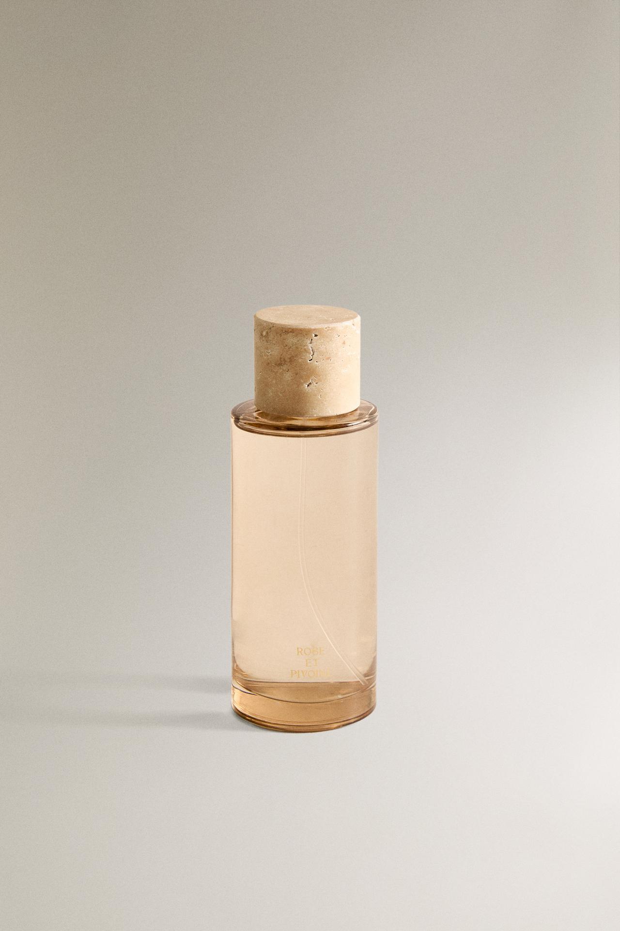 (190 ML) ROSE ET PIVOINE AIR FRESHENER SPRAY — Pink / White