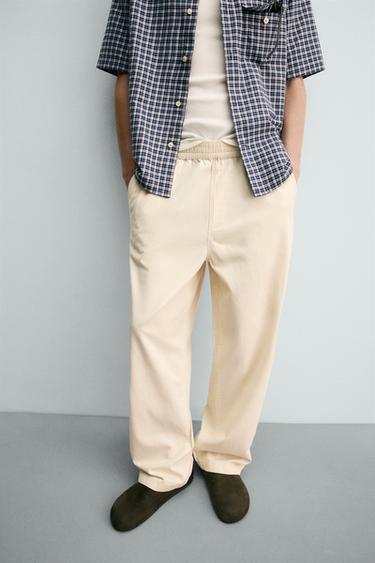 PANTALON COUPE DÉCONTRACTÉE À CHEVRONS - Beige clair de Zara - Image 4