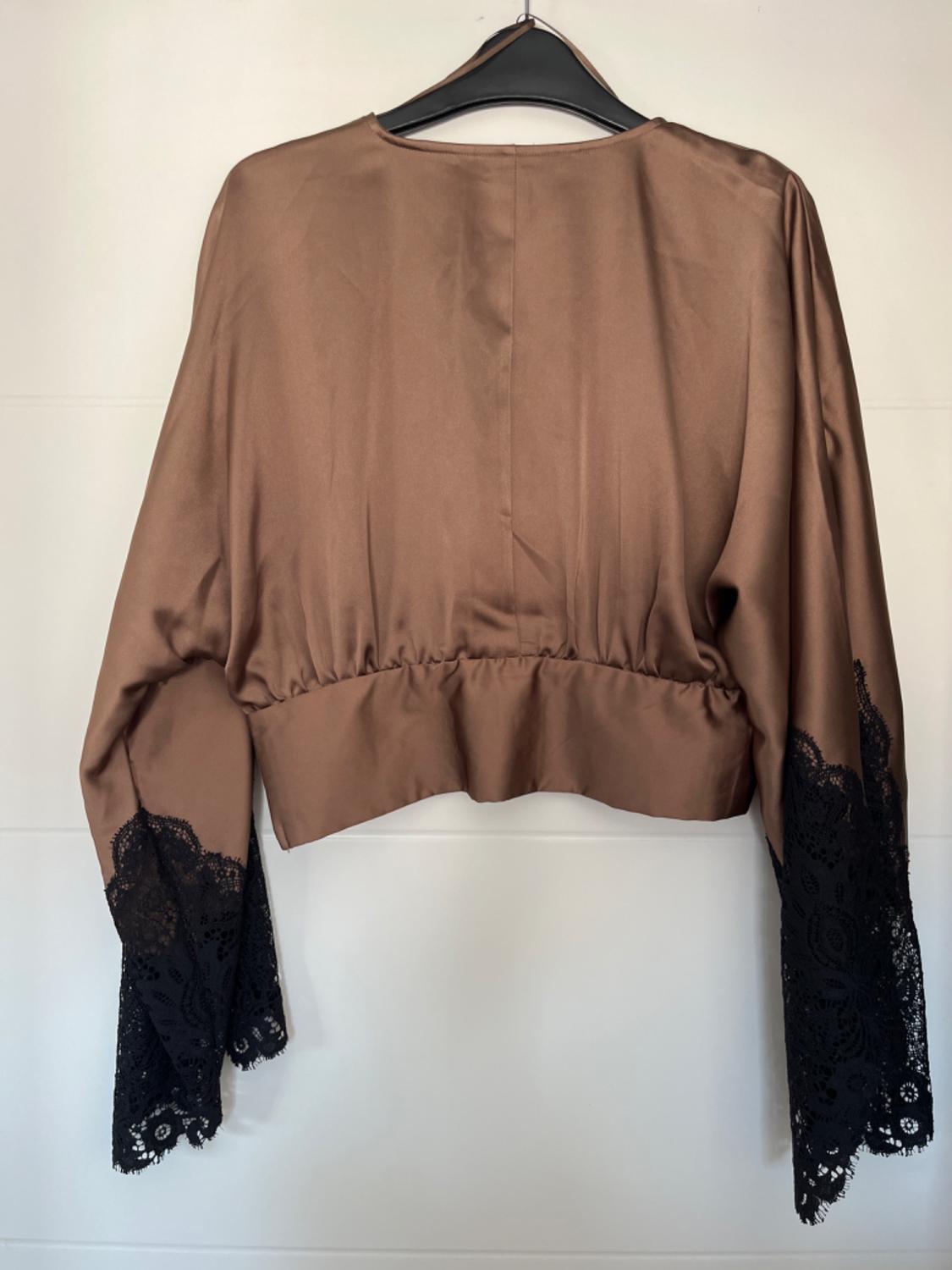 SATIN LACE KIMONO BLOUSE - Image 3