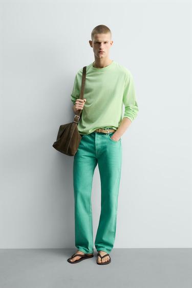 CAMISETA BORDADO CORAZÓN LIMITED EDITION - Verde claro de Zara - Imagen 0