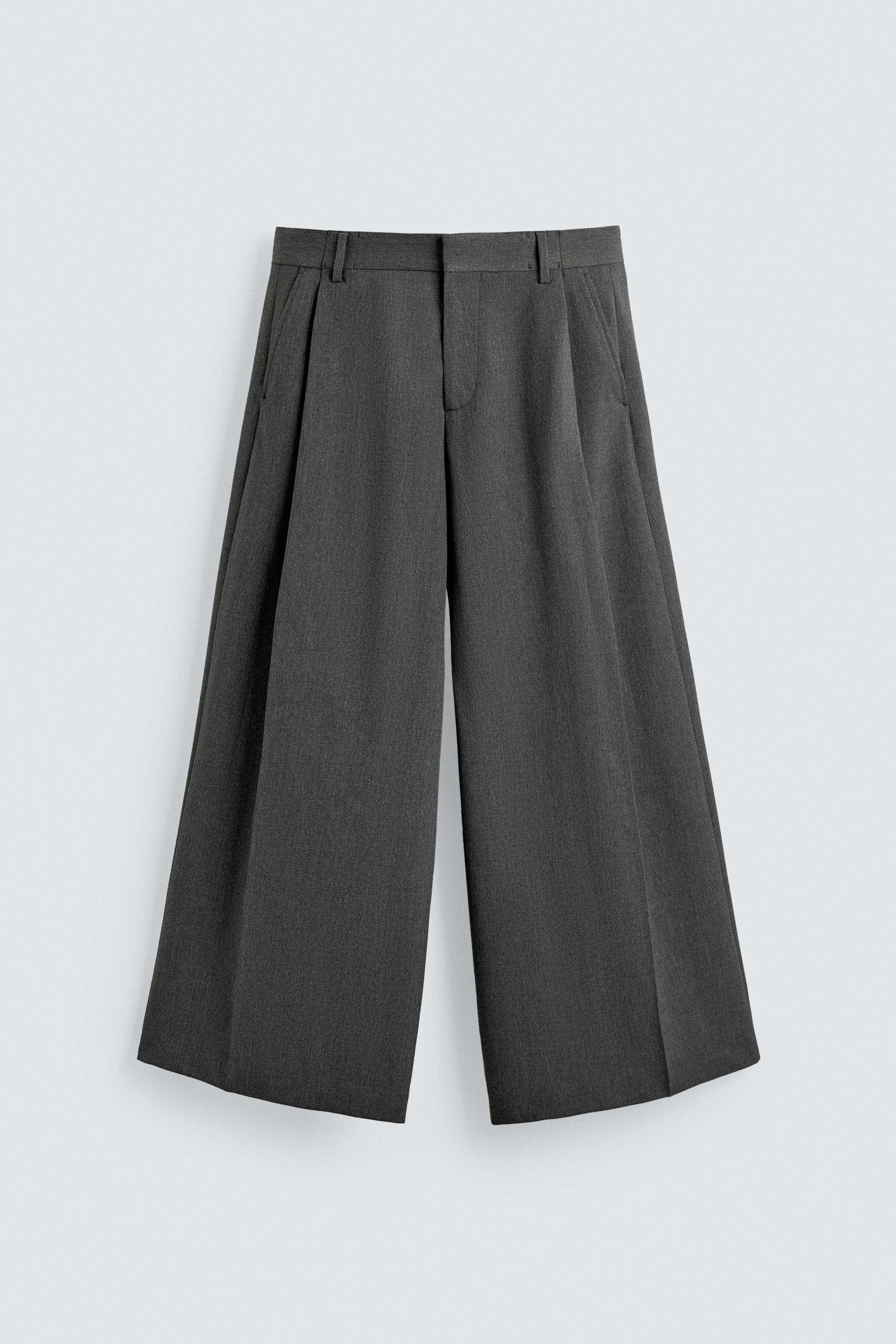 PLEATED WIDE FIT PANTS