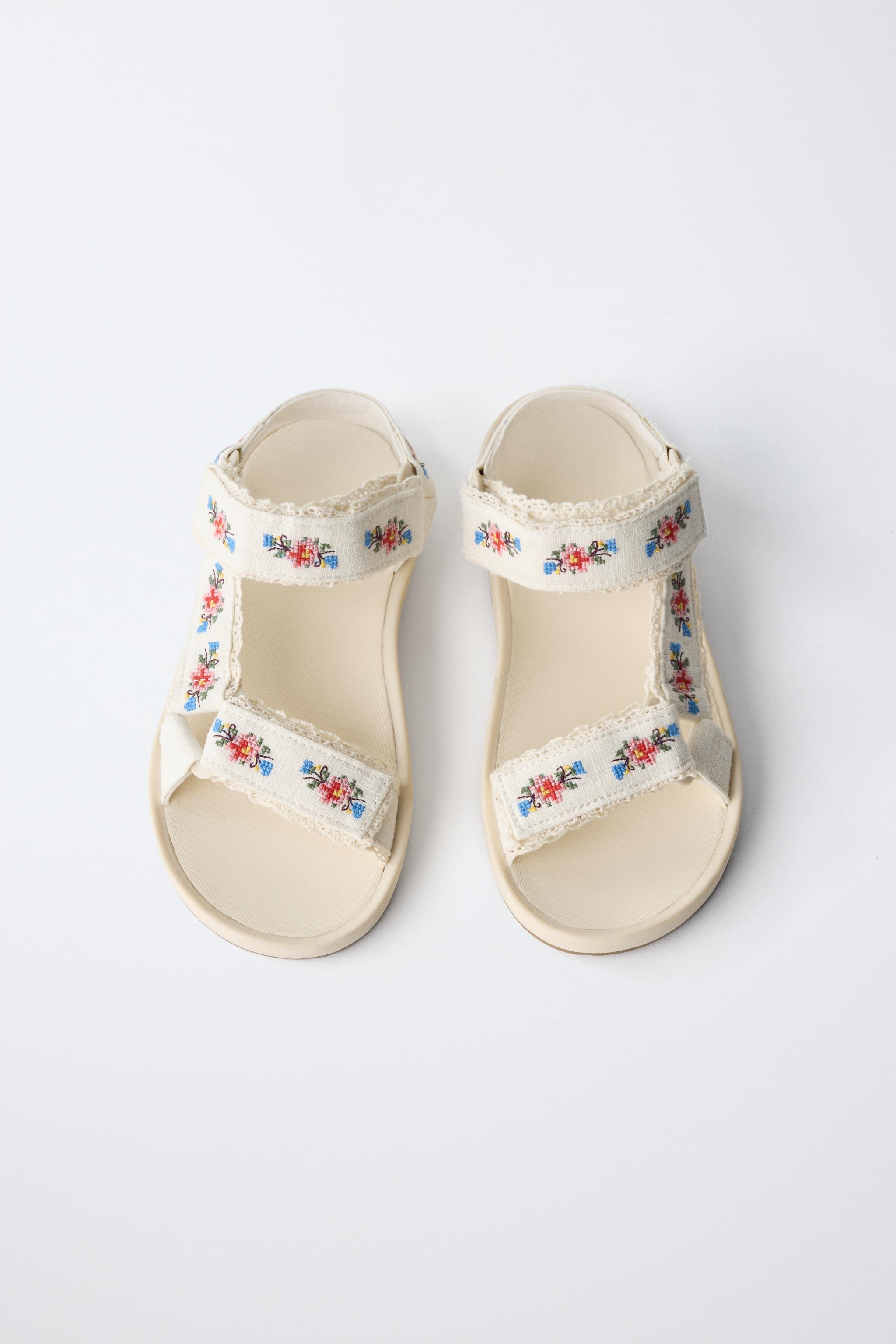 EMBROIDERED TECHNICAL SANDALS