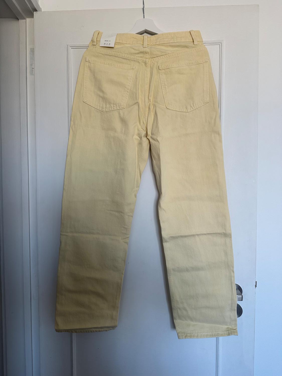 TRF MOM FIT HIGH-WAIST JEANS - Image 4