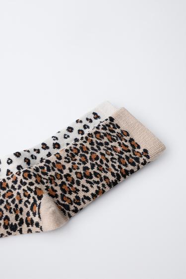 LOT DE DEUX CHAUSSETTES ANIMAL PRINT - unique de Zara - Image 1