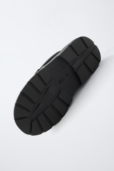 CHAUSSURES À BORD LARGE AVEC LISERÉ - Noir de Zara - Image 6