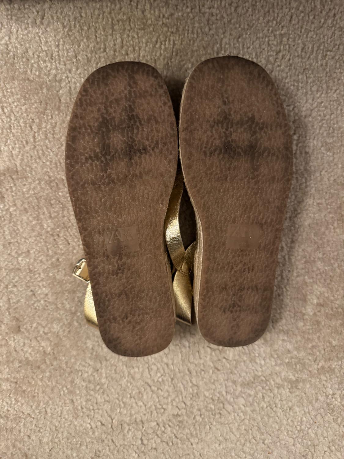 KIDS/ METALLIC SANDALS - Image 4
