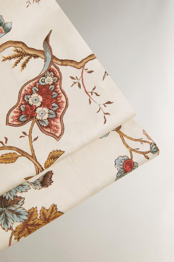 DRAP PLAT SATIN FLORAL | KATHARINE POLE - Blanc cassé de Zara - Image 3
