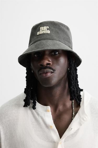 Zara CONTRAST EMBROIDERY BUCKET HAT - Black - Image 0