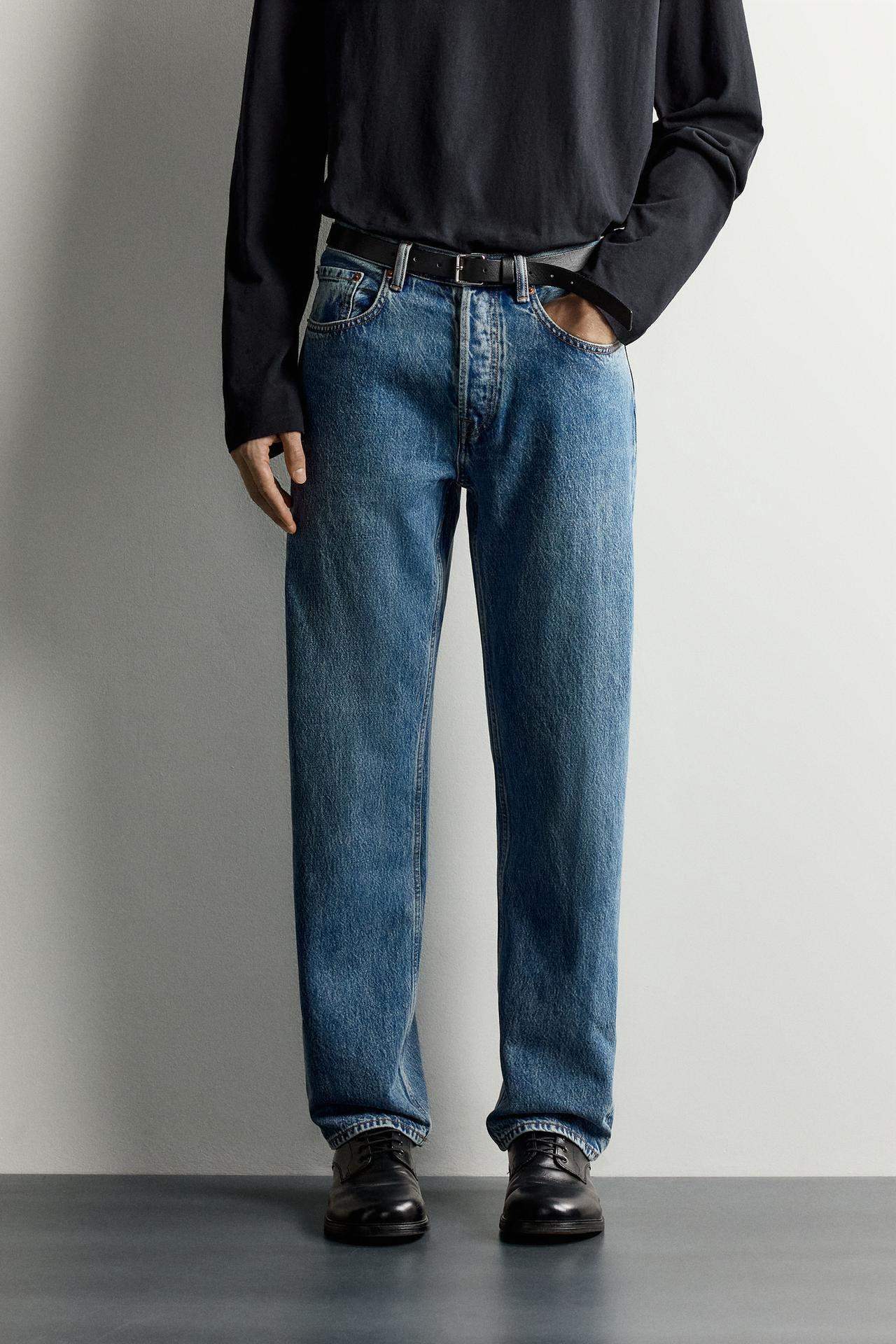 STRAIGHT-FIT JEANS — Mid-blue
