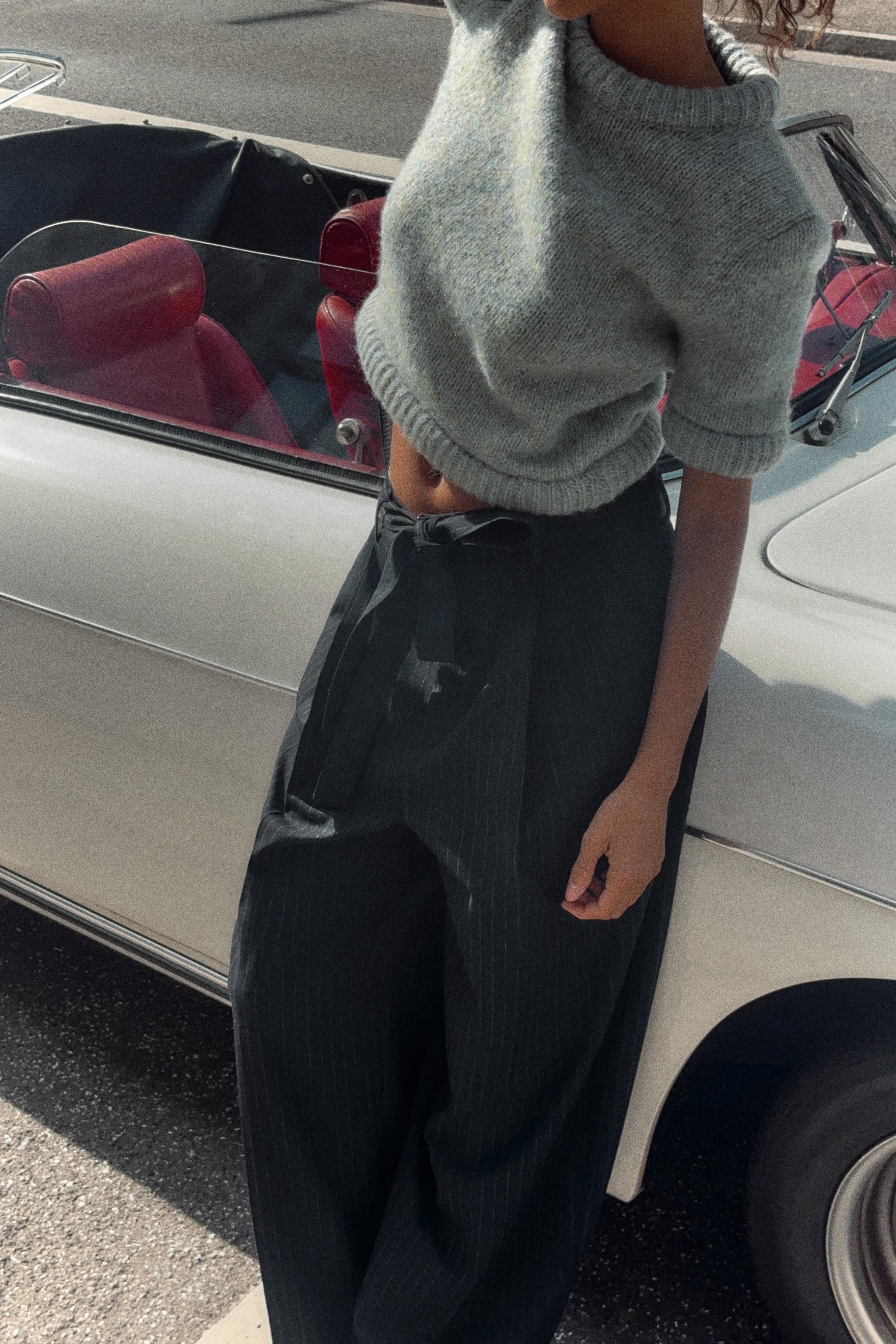 SHORT SLEEVE KNIT JUMPER