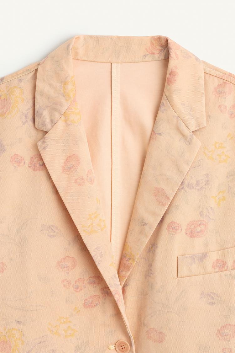 Blazer con flores 7