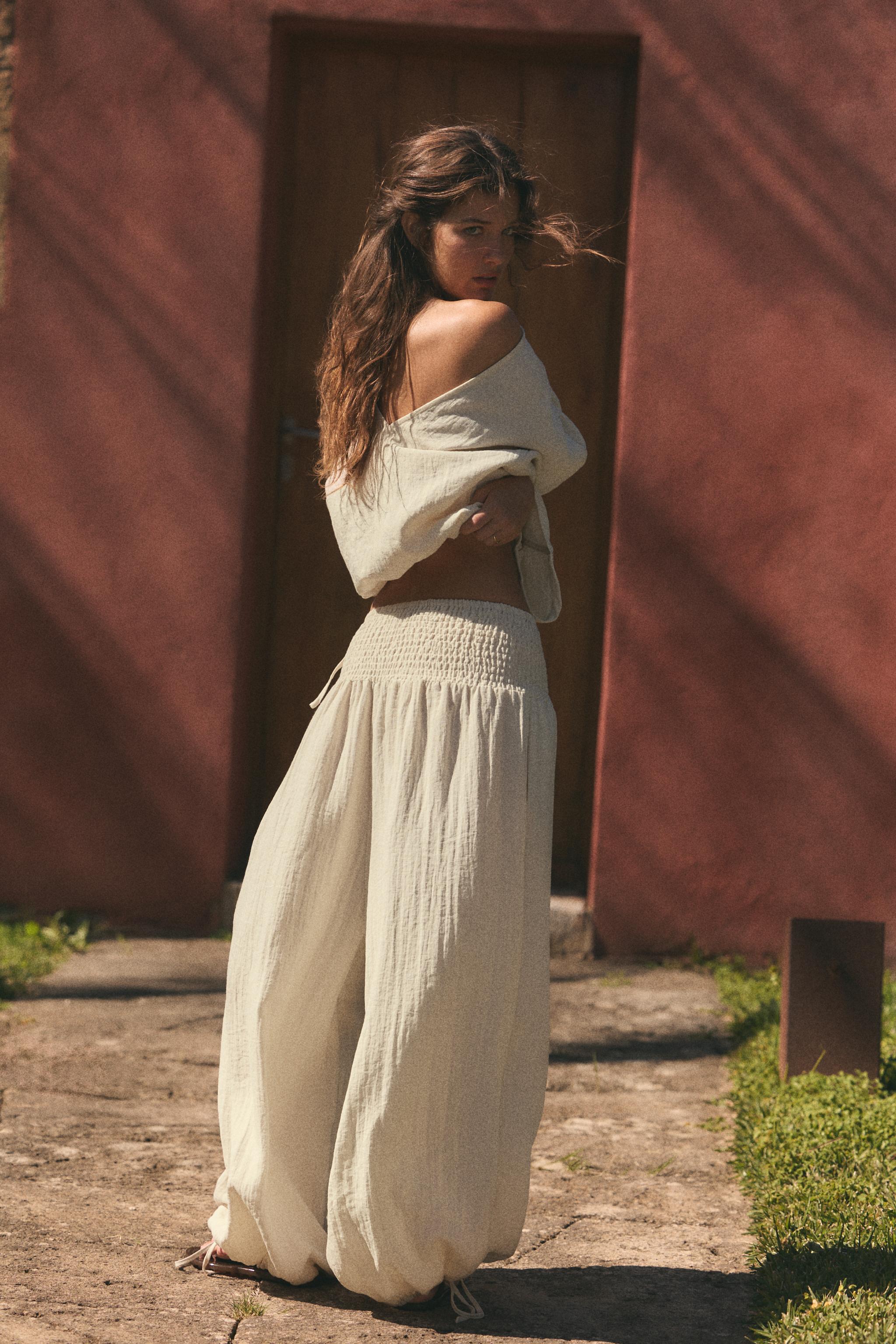 PANTALON À TAILLE ÉLASTIQUE