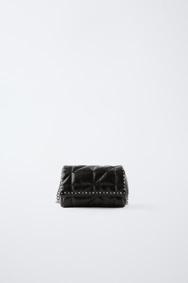 СТЕГАНАЯ СУМКА С ЗАКЛЕПКАМИ — Черный от Zara — изображение 0