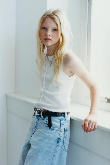 T-shirt Zara Fille 8 Ans, Bleu, Manches Longues, Col Rond Avec Bouton, Très Bon état