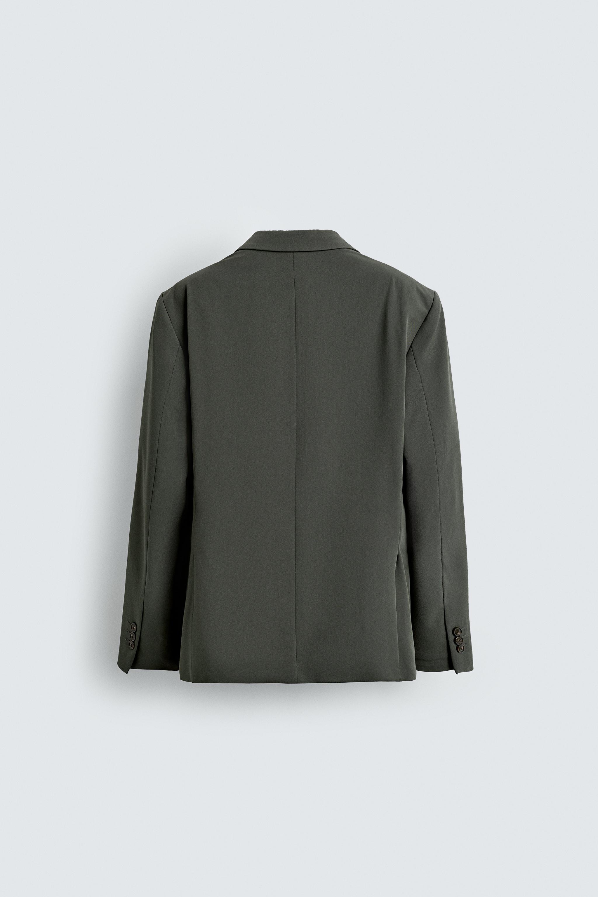 COMFORT FIT DOUBLE-BREASTED SUIT BLAZER
