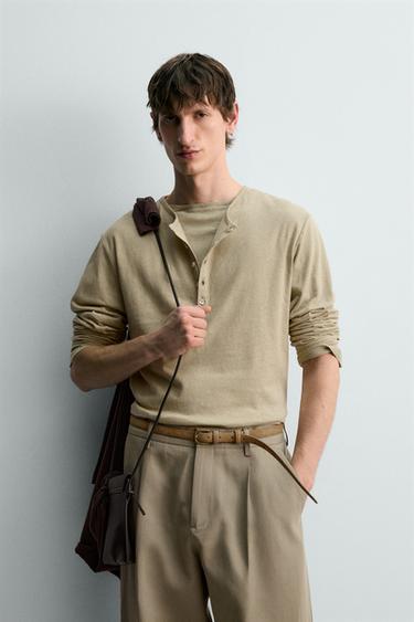 COTTON - LINEN HENLEY T-SHIRT - Dark beige by Zara
