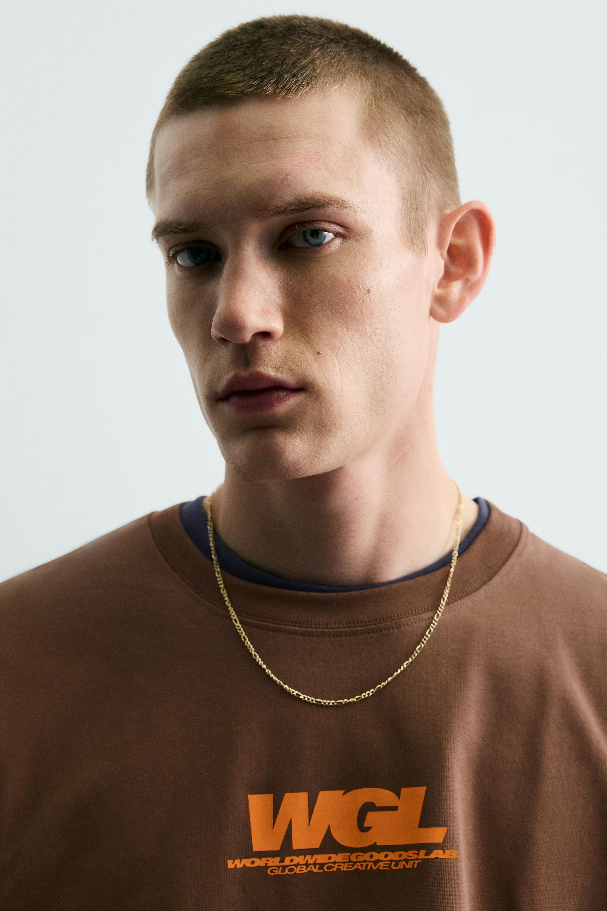 CONTRASTING TEXT PRINT T-SHIRT