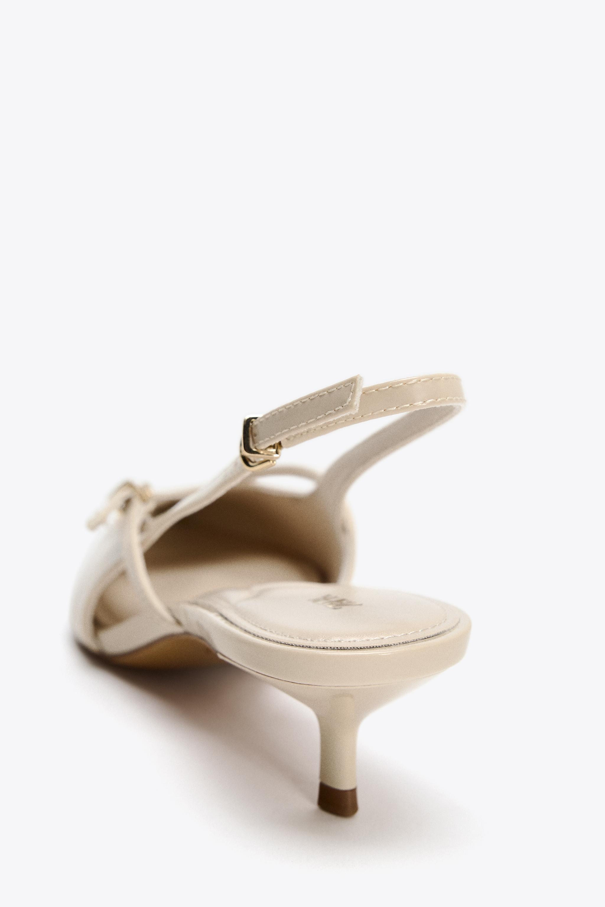 快適☆歩きやすい【ALDO】ヌード スリングバック キトンヒール エナメル加工 スリングバック キトンヒールシューズ - エクリュ