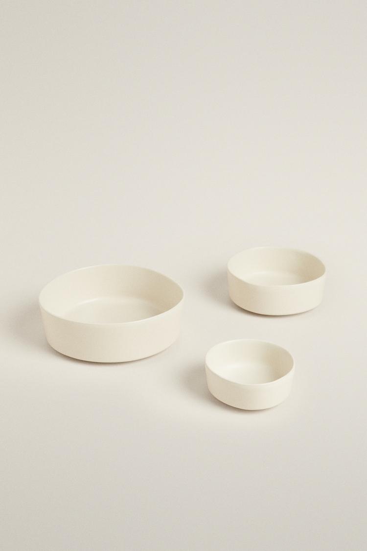 STONEWARE PET FOOD BOWL — Light beige