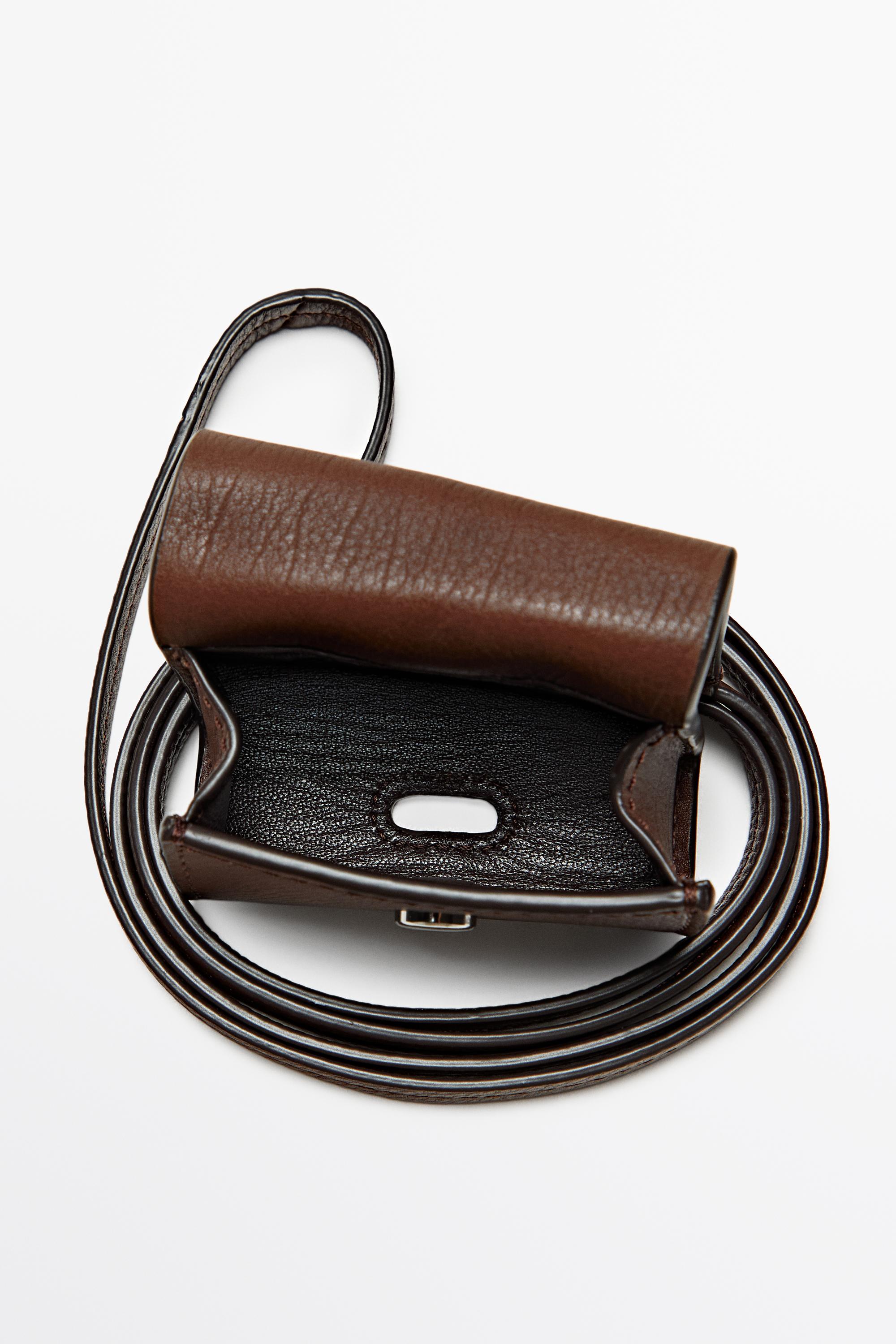 Étui airpod cuir nappa