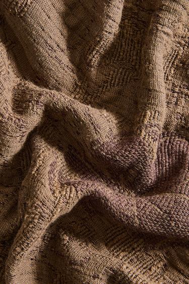 FLORAL JACQUARD THROW - Brown by Zara