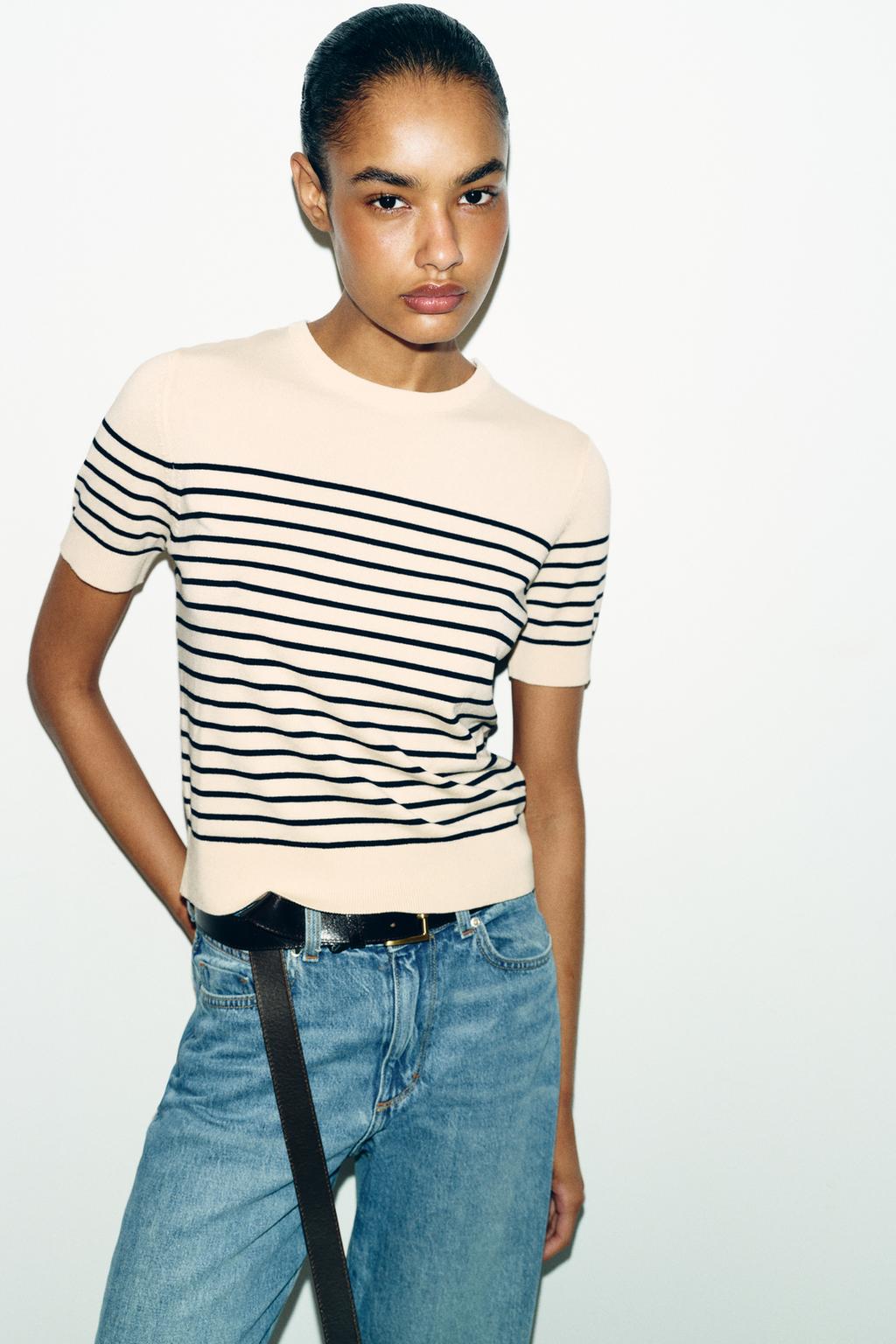 STRIPED SHORT SLEEVE KNIT JUMPER