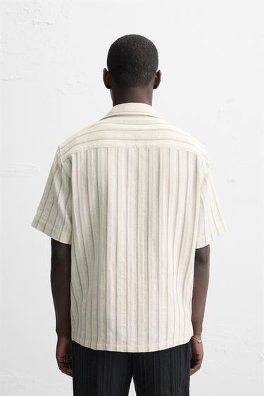 CHEMISE STRUCTURÉE À RAYURES - Écru de Zara - Image 3