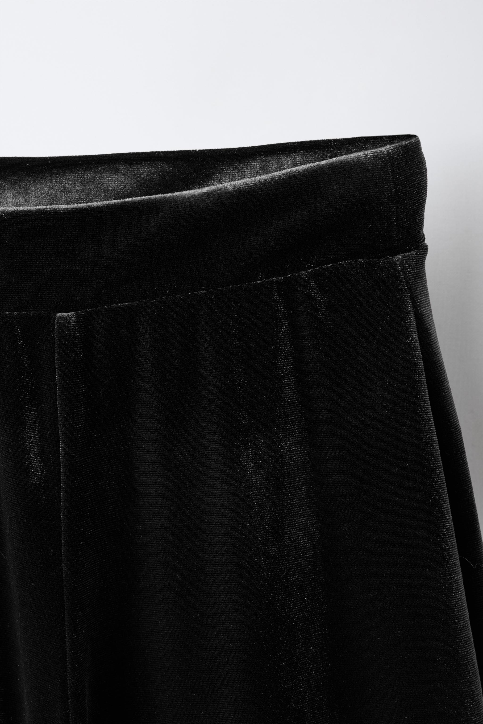 VELVET WIDE LEG PANTS WITH FROG FASTENING