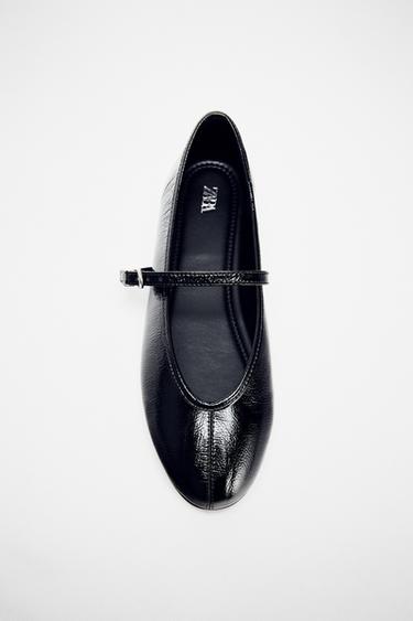 PATENT-EFFECT BALLET FLATS - Black by Zara
