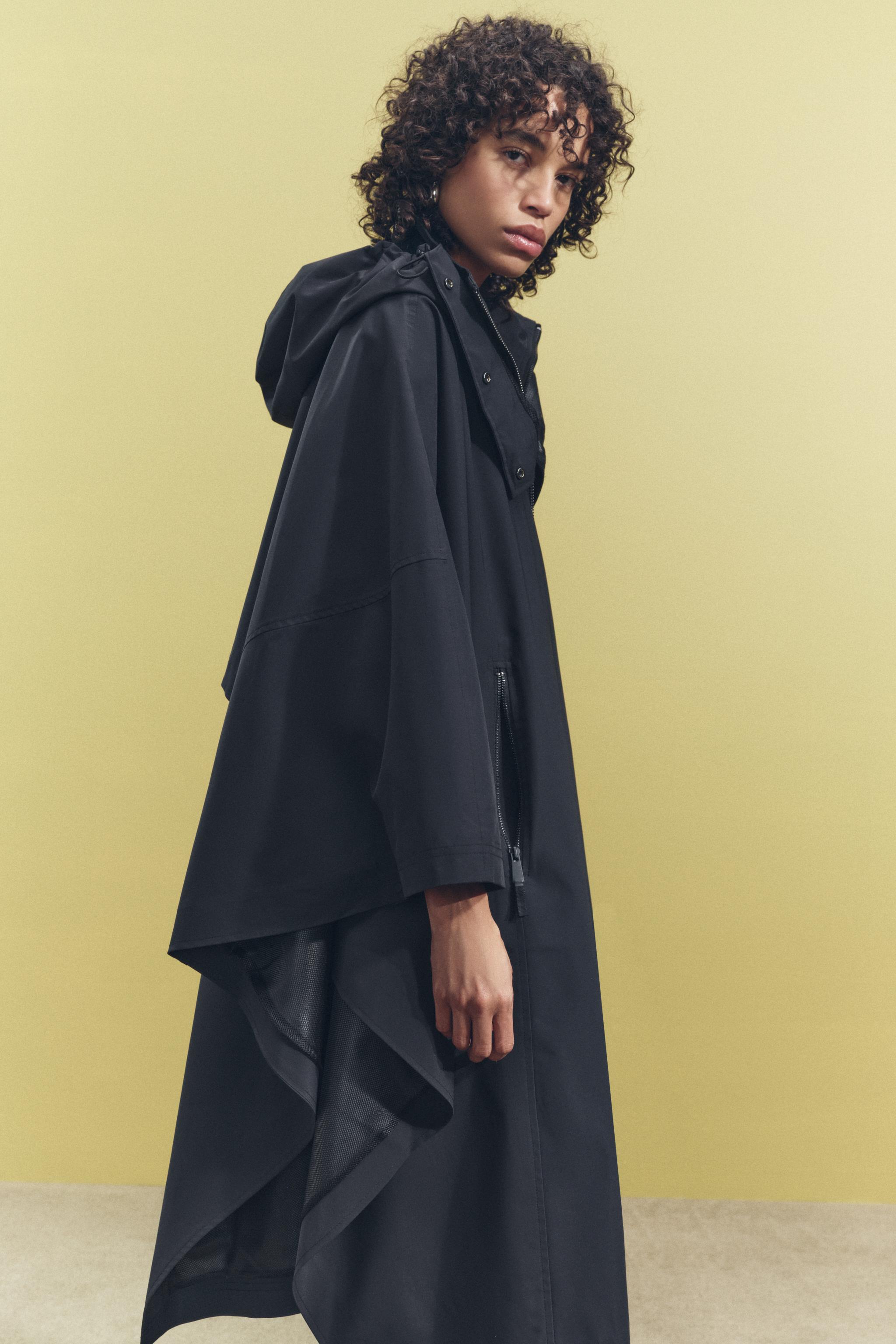 Cape zara noire sale