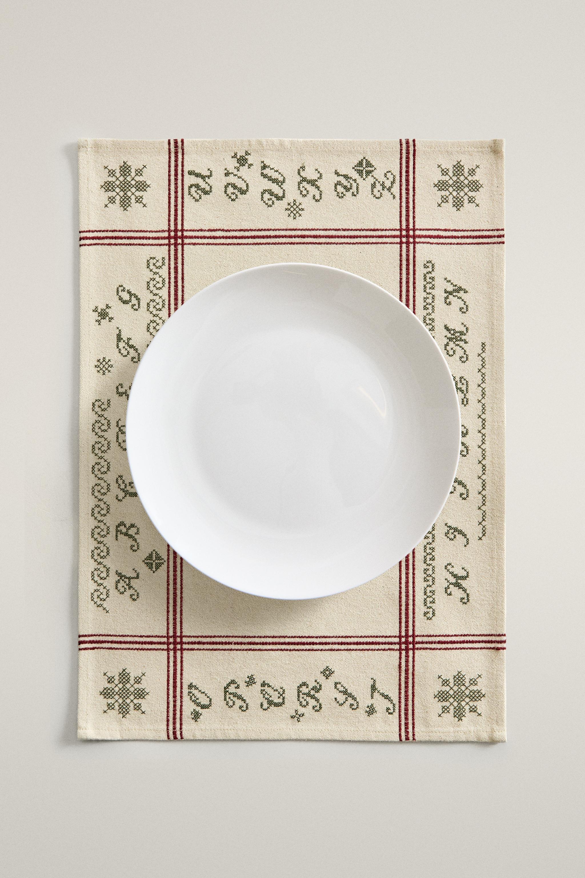 CHRISTMAS COTTON PLACEMAT WITH EMBROIDERED LETTERS