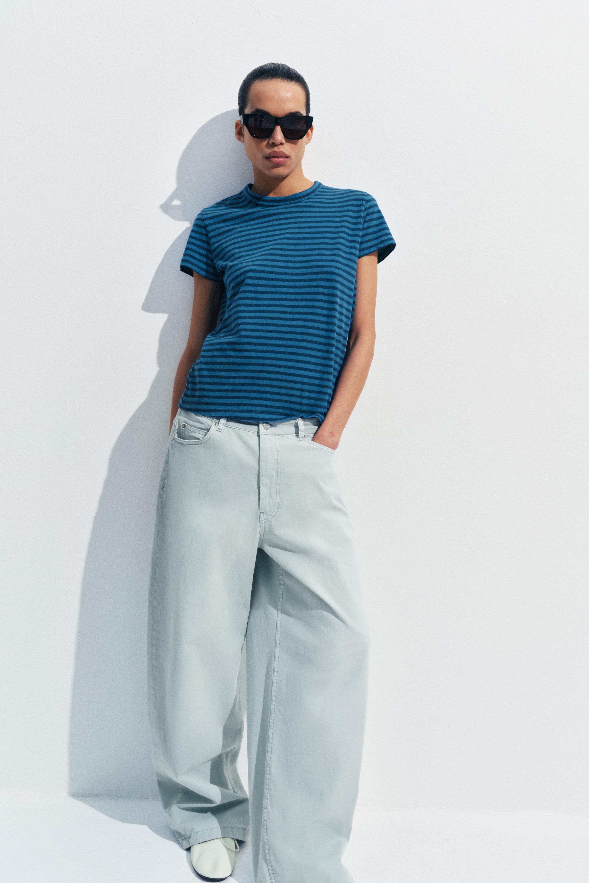 T-SHIRT À RAYURES EN COTON ET LIN