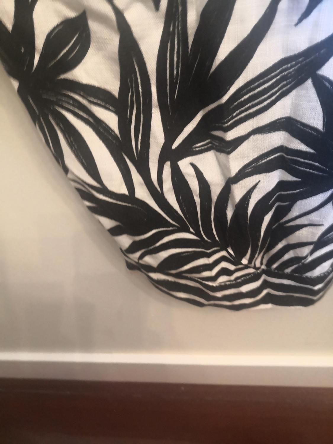 PRINTED JUMPSUIT WITH BELT - Image 3