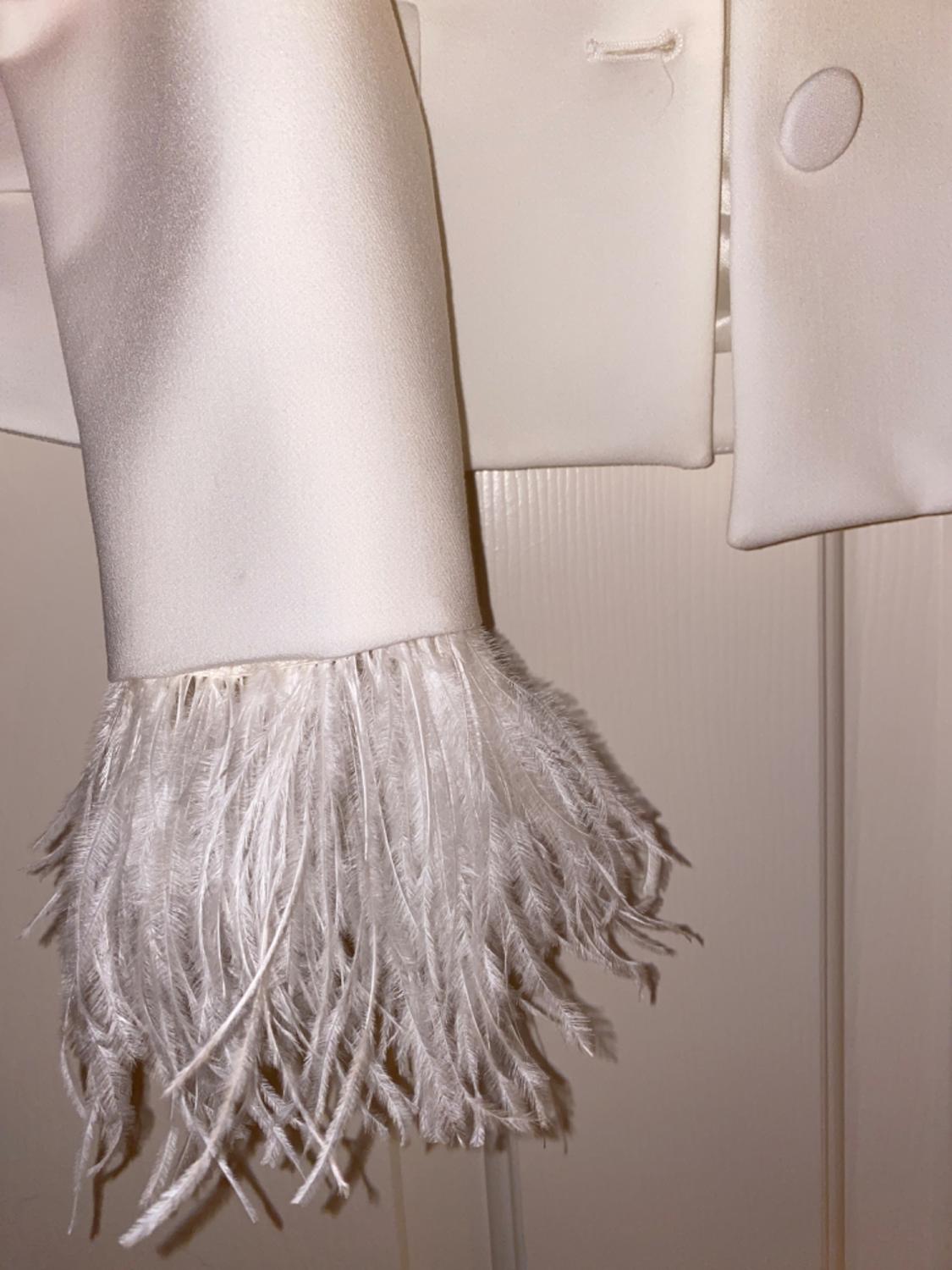 BLAZER CORTA PLUMAS ZW COLLECTION - Image 2