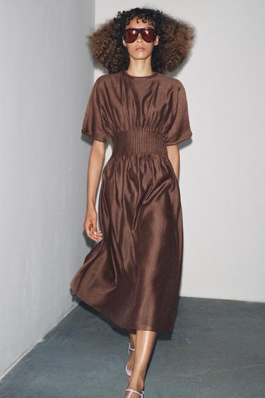 VESTIDO PUNTO COMBINADO CINTURA PLISADA - Marrón de Zara - Imagen 0