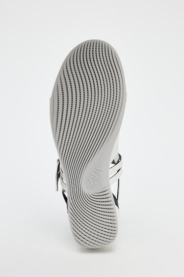 SANDALES DE SPORT À BRIDES - Blanc de Zara - Image 5
