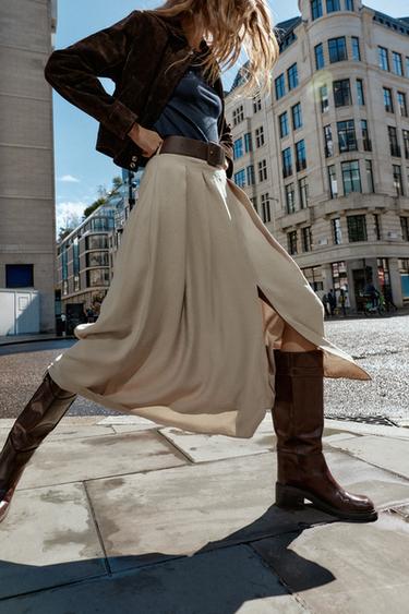 FALDA MIDI CINTURÓN - Camel medio de Zara