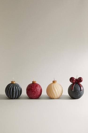 PACK OF GINGERBREAD SCENTED BAUBLE CANDLES (PACK OF 4) - Red by Zara - Image 0