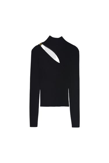 CUT-OUT TOP