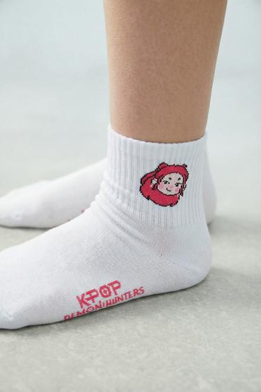 3-PACK KPOP DEMON HUNTERS⢠NETFLIX © SOCKS - Pink by Zara