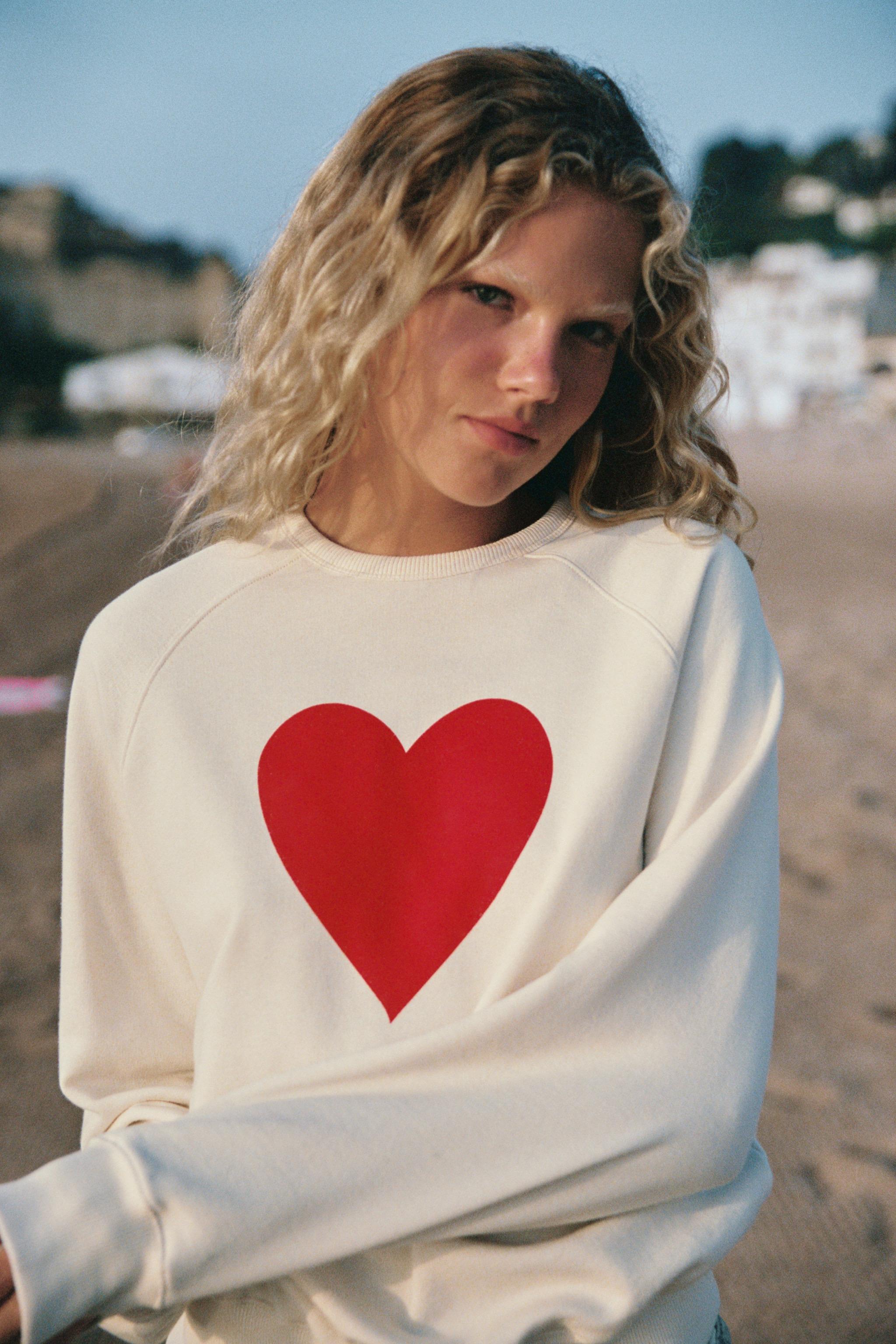 Женские худи Zara HEART SWEATSHIRT — фото 2